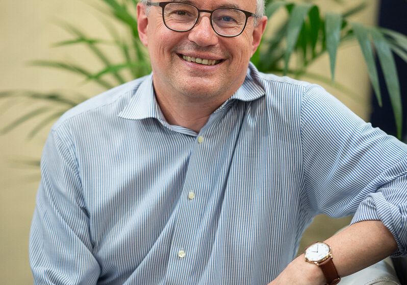 Ritratto dello scrittore Alessandro Barbero