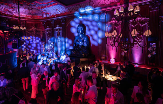 L'interno del Buddha bar di Montecarlo