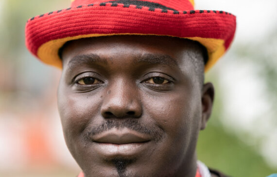 Ritratto di un uomo africano durante l'evento TERRA MADRE