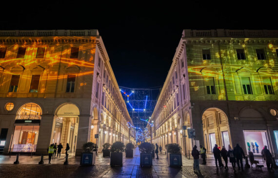 luci natale torino in piazza san carlo