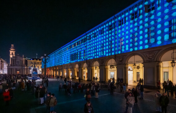 luci natale torino in piazza san carlo